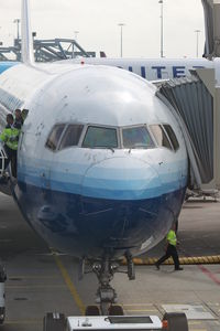 N654UA @ EHAM - Boeing 767-300 - by Mark Pasqualino