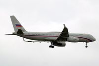 RA-64522 @ EGLL - Tupolev Tu-214 SUS [43911022] (Rossiya Special Flight Detachment) Home~G 16/06/2013.Bringing in President Putin entourage. On approach 27L. - by Ray Barber