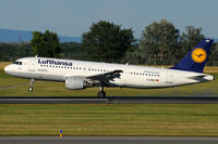 D-AIQR @ VIE - Lufthansa - by Chris Jilli