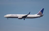 N35407 @ MCO - United 737-900 - by Florida Metal