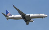 N75426 @ MCO - United 737-900 - by Florida Metal