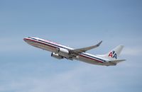 N961AN @ KLAX - Boeing 737-800 - by Mark Pasqualino