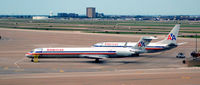 N9406W @ KDFW - DFW TX - by Ronald Barker