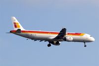 EC-JQZ @ EGLL - Airbus A321-211 [2736] (Iberia) Home~G 21/06/2013. On approach 27L. - by Ray Barber