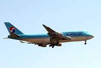 HL7472 @ EGLL - Boeing 747-4B5 [26403] (Korean Air) Home~G 23/07/2012. On approach 27L. - by Ray Barber