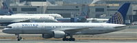 N529UA @ KLAX - United, seen here taxiing at Los Angeles Int´l(KLAX) - by A. Gendorf