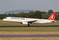 TC-JRP @ LOWW - Turkish A321 - by Thomas Ranner