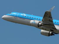 PH-EZP @ LFBD - KLM1316 to AMS take off 23 - by Jean Goubet-FRENCHSKY