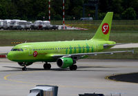 VP-BTS @ EDDF - S7 Airlines A319 - by Thomas Ranner