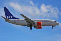 LN-RPK @ EGLL - SAS Scandinavian Airlines - by Chris Hall