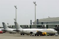 EC-HDT @ LEBL - Everywhere is Vueling is everywhere is Vueling is........ - by Holger Zengler