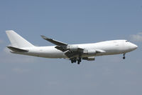 B-18722 @ DFW - Landing at DFW Airport