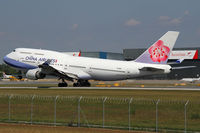 B-18201 @ VIE - China Airlines - by Joker767
