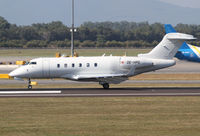 OE-HPG @ LOWW - Amira Air Challenger 300 - by Thomas Ranner
