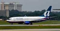 N285AT @ KATL - Taxi Atlanta - by Ronald Barker