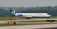 N985AT @ KATL - Taxi Atlanta - by Ronald Barker