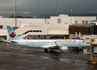 C-FMZW @ CYVR - Domestic terminal, Vancouver International airport. - by Jonathan Allen