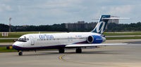 N607AT @ KATL - Taxi Atlanta - by Ronald Barker