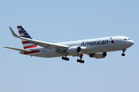 N378AN @ DFW - American Airlines new paint landing at DFW Airport - by Zane Adams