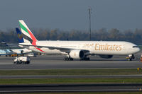 A6-EBI @ VIE - Emirates - by Chris Jilli