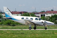 C-GGPS @ CYKZ - Piper PA-31T Cheyenne II [31T-7820023] Toronto-Buttonville~C 22/06/2005 - by Ray Barber