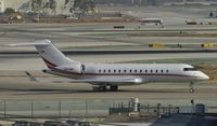 N613WF @ KLAX - Taxiing to parking at LAX - by Todd Royer