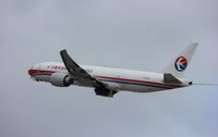 B-2076 @ KLAX - Boeing 777-F6N