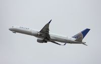 N598UA @ KLAX - Boeing 757-200