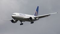 N67158 @ MCO - United 767-200 - by Florida Metal