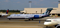 N967AT @ KATL - Taxi Atlanta - by Ronald Barker