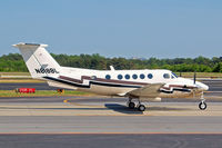 N818BL @ KPDK - Beech B200 Super King Air [BB-1394] Atlanta-Dekalb Peachtree~N 18/04/2010 - by Ray Barber