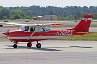 N78253 @ KPDK - Cessna 172K Skyhawk [172-57546] Atlanta-Dekalb Peachtree~N 21/04/2010 - by Ray Barber