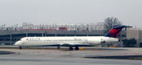 N913DL @ KATL - Taxi Atlanta - by Ronald Barker