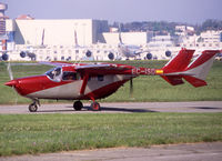 EC-ISD @ LFBO - Taxiing for departure rwy 32R - by Shunn311