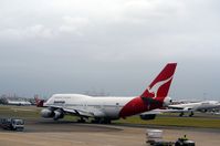 VH-OJL @ YSSY - Qantas  International Boeing 747-400 at Sydney Kingsford Smith International airport. - by miro susta