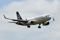 ZK-OXC @ NZAA - At Auckland - by Micha Lueck