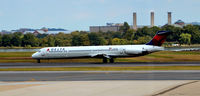 N913DL @ KDCA - Landing DCA - by Ronald Barker