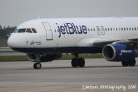 N658JB @ KSRQ - JetBlue Flight 163 (N658JB) Woo-Hoo JetBlue arrives at Sarasota-Bradenton International Airport following a flight from John F Kennedy International Airport - by Donten Photography