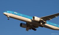 PH-BVA @ KJFK - Going to a landing on RWY 31R - by Gintaras B.