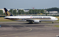 9V-SVC @ EHAM - Singapore Airlines - by Lars Röwer