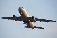 N832UA @ KEWR - After takeoff on Runway 4L