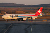 LX-VCI @ LOWW - Cargolux  B747 - by Thomas Ranner