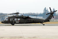 82-23722 @ LOWL - US Army Sikorsky UH-60A Black Hawk fuel stop in LOWL/LNZ - by Janos Palvoelgyi
