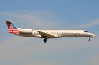 N942LL @ KMIA - American Eagle ERJ145 at its 2nd attempt to land. - by FerryPNL