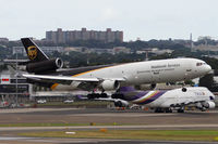 N285UP @ YSSY - about to kiss 16R - by Bill Mallinson