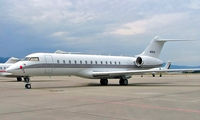 N283S @ LSGG - Bombardier BD-700-1A10 Global Express [9080] Geneva~HB 23/07/2004 - by Ray Barber