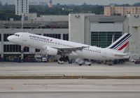 F-GKXG @ MIA - Air France A320 - by Florida Metal