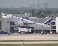 F-GKXQ @ MIA - Air France A320 - by Florida Metal