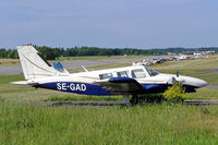SE-GAD @ ESKB - Piper PA-34-200 Seneca [34-7350211] Stockholm-Barkarby~SE 07/06/2008 - by Ray Barber