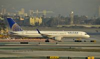 N549UA @ KLAX - Taxiing to gate at LAX - by Todd Royer